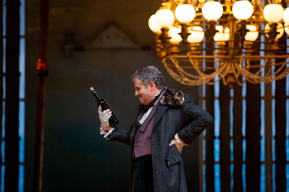 „L’elisir d’amore“, Musiktheater im Revier, Inszenierung: Michael Schulz.